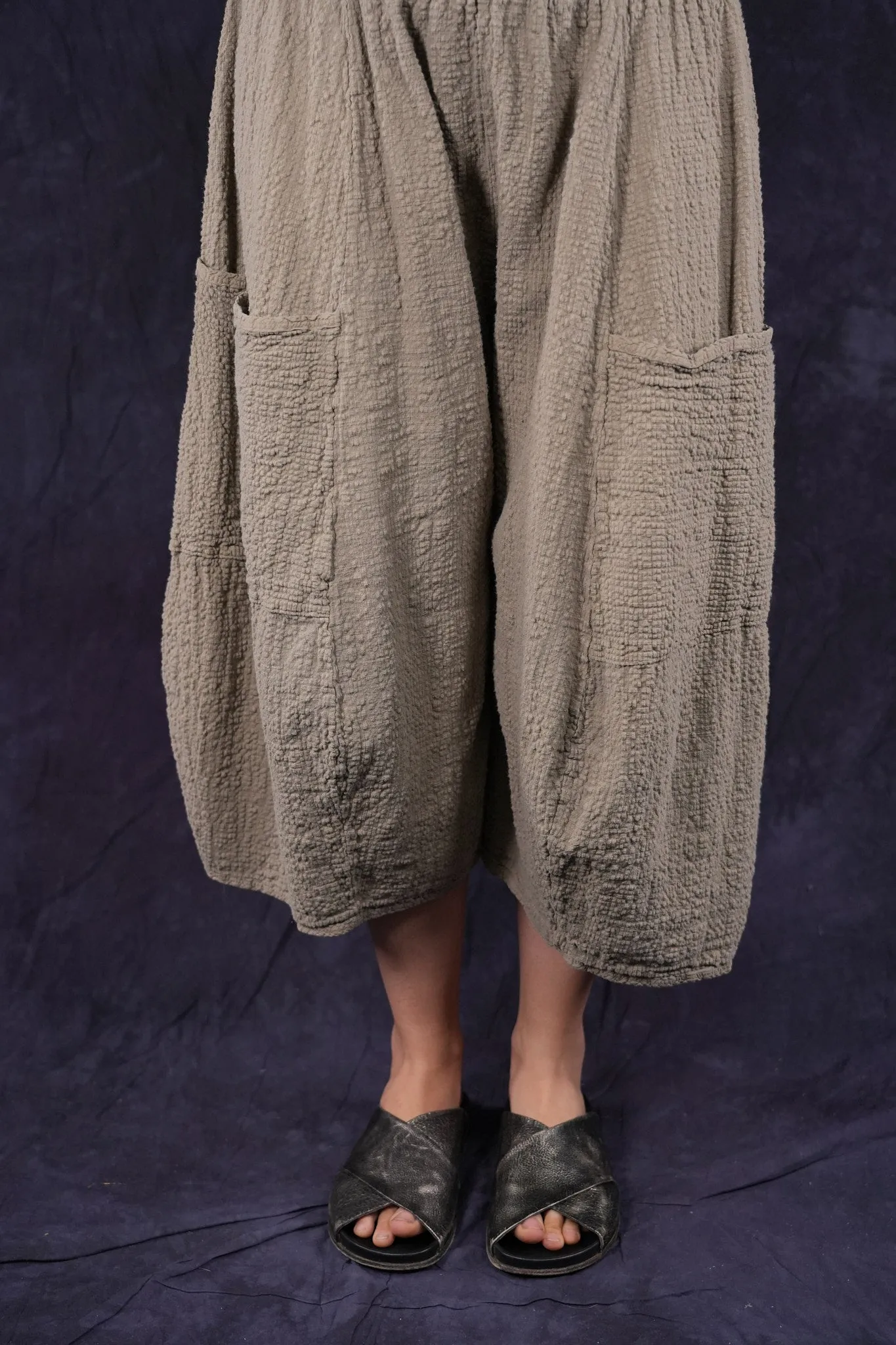 3242 Crop Mojo Pant Dovetail
