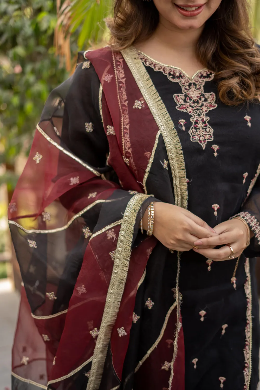 3PC LAWN EMBROIDERED Q461