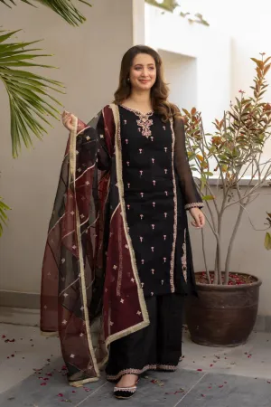 3PC LAWN EMBROIDERED Q461