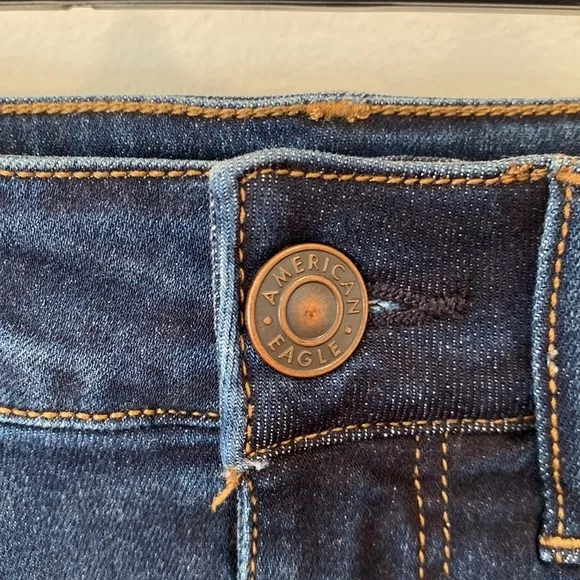 AMERICAN EAGLE mini high rise jean skirt