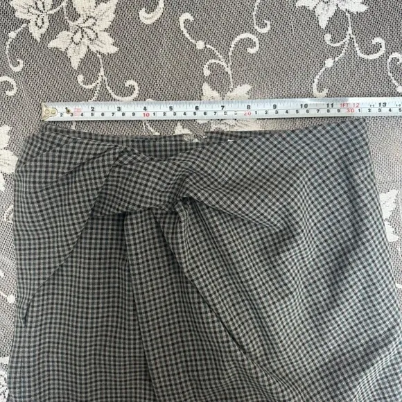 Aritzia Babaton Jethro Faux Wrap Mini Skirt Sz 00