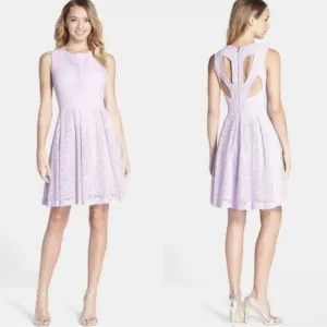 Betsey Johnson Lavender Cotton Eyelet Sleeveless Cutout Back Size 10 Dress.