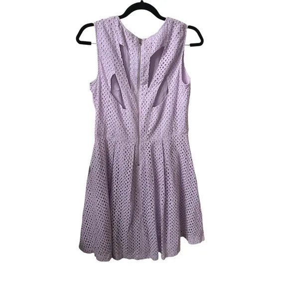 Betsey Johnson Lavender Cotton Eyelet Sleeveless Cutout Back Size 10 Dress.