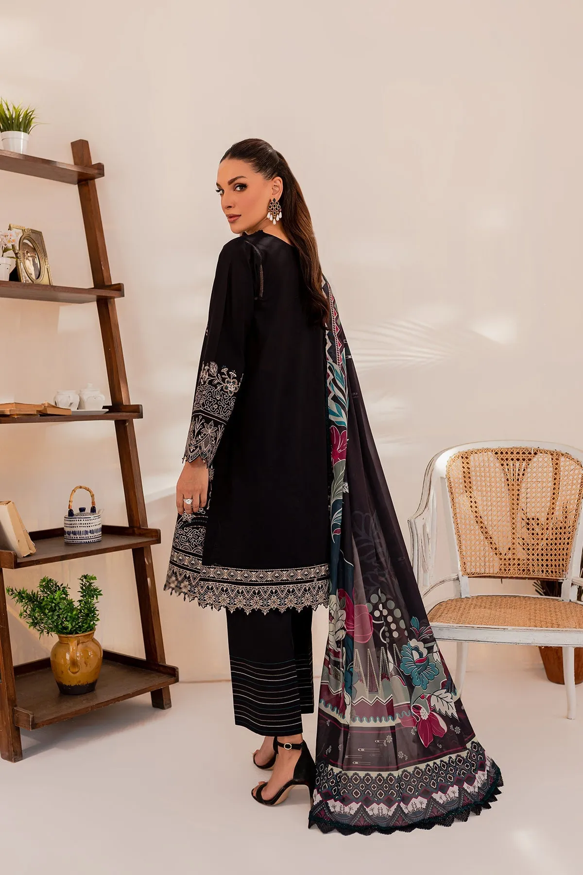 Black Floret | Farasha Mehak Festive Lawn SS 23 | Unstitched Embroidered Collection