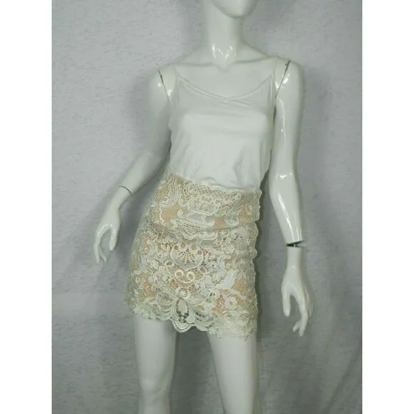 Blessed Are The Meek ivory Floral Lace Skirt Sz 2
