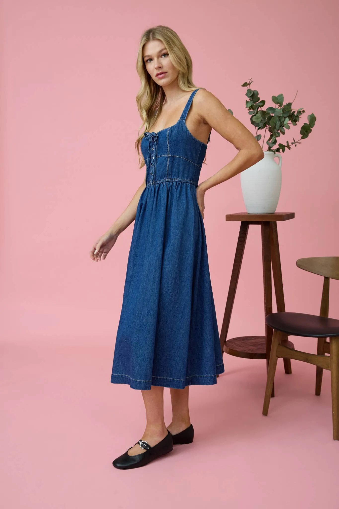 Blu Pepper Lace Up Sleeveless Denim Midi Dress B5SD1017