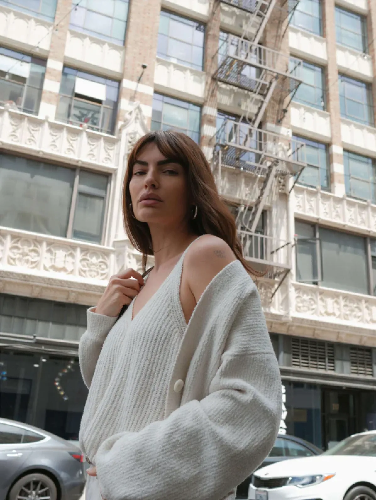 BO BALLOON SLEEVE CARDIGAN IN PORCELAIN