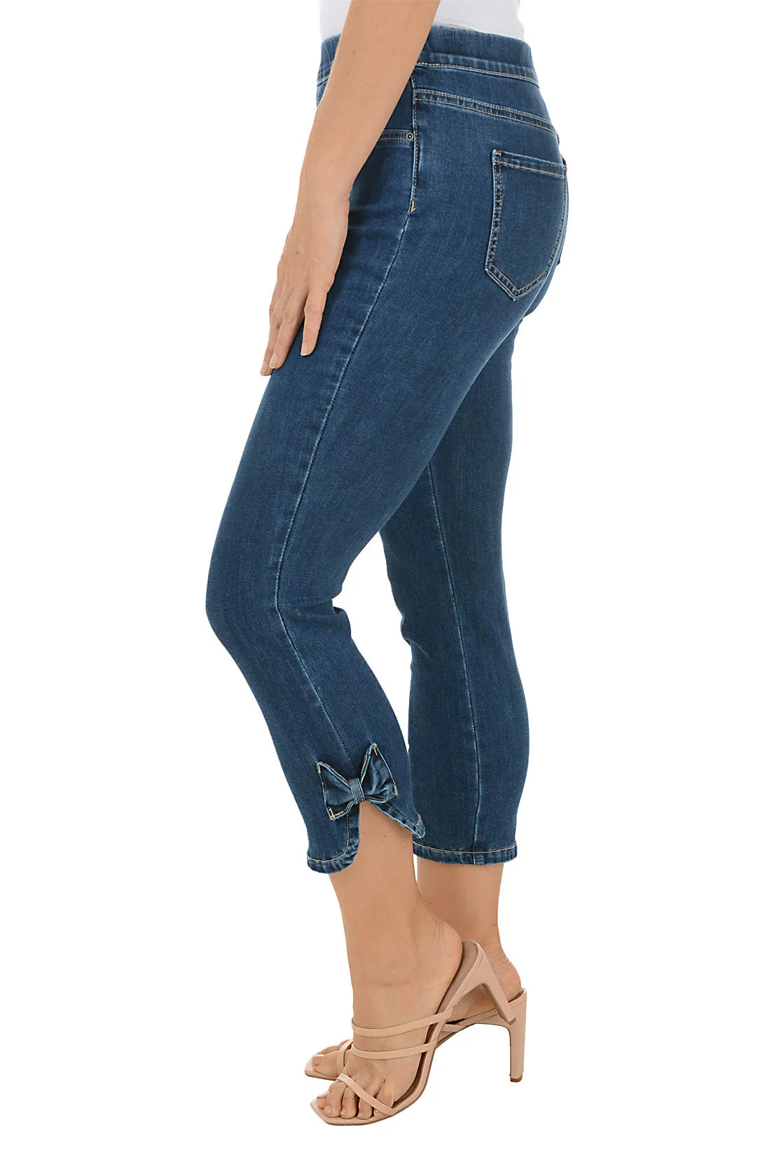 Bow Pull-On Denim Capri Pant