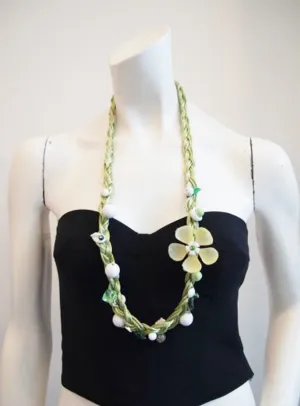 Braided Daisy Green Handmade Necklace