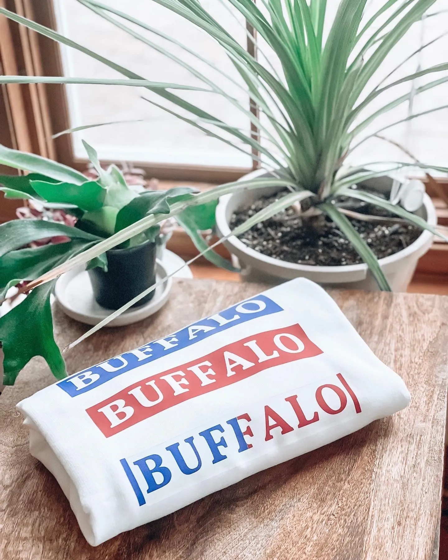 BUFFALO BLOCK SWEATER