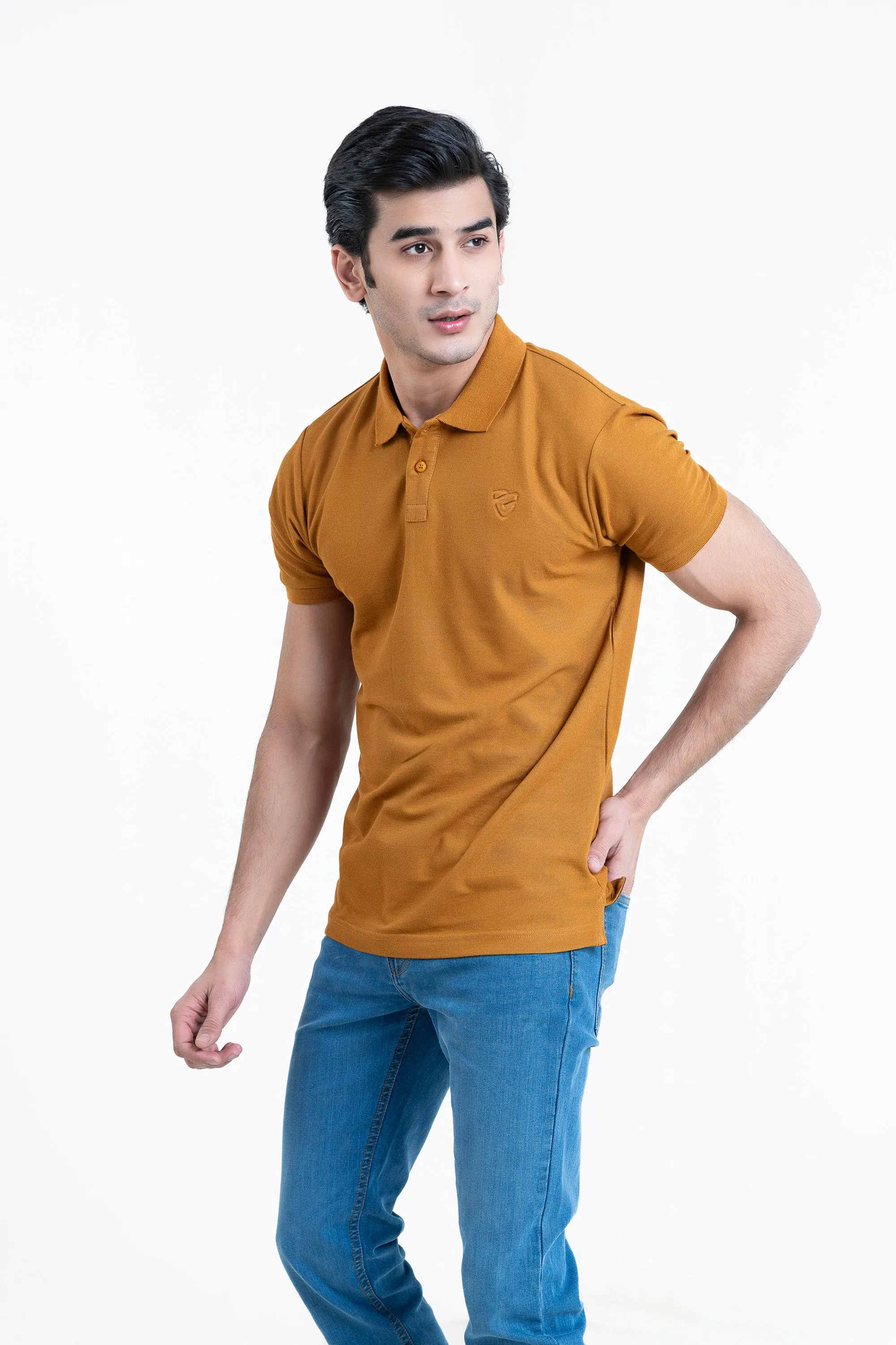 Camel Collar T-Shirt