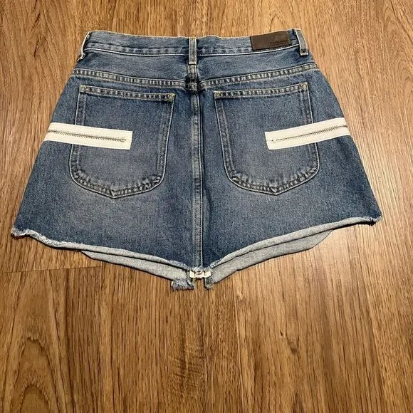 CARMAR Dallas Beatrice Zip Front Denim Mini Skirt size 28