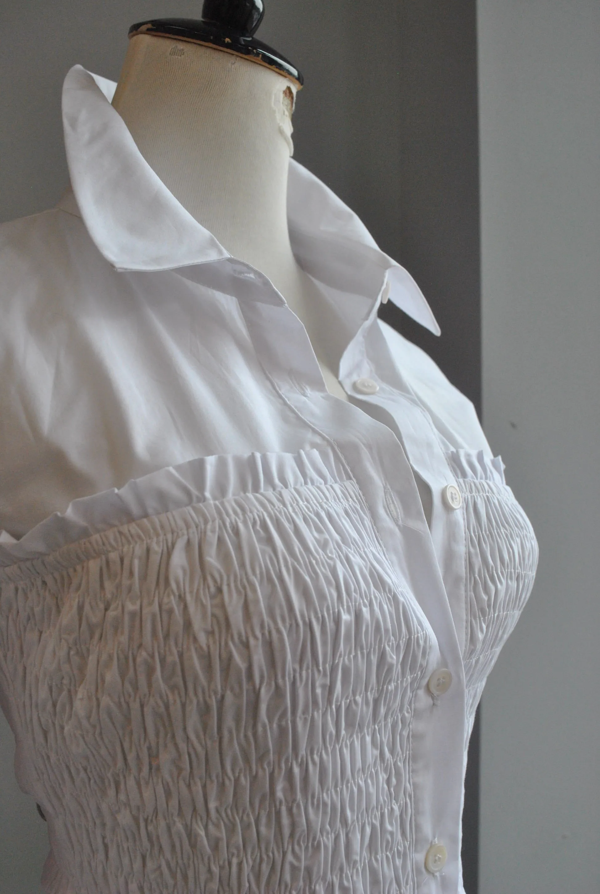 CLEARANCE - WHITE SHIRT DRESS WITH RUSHING