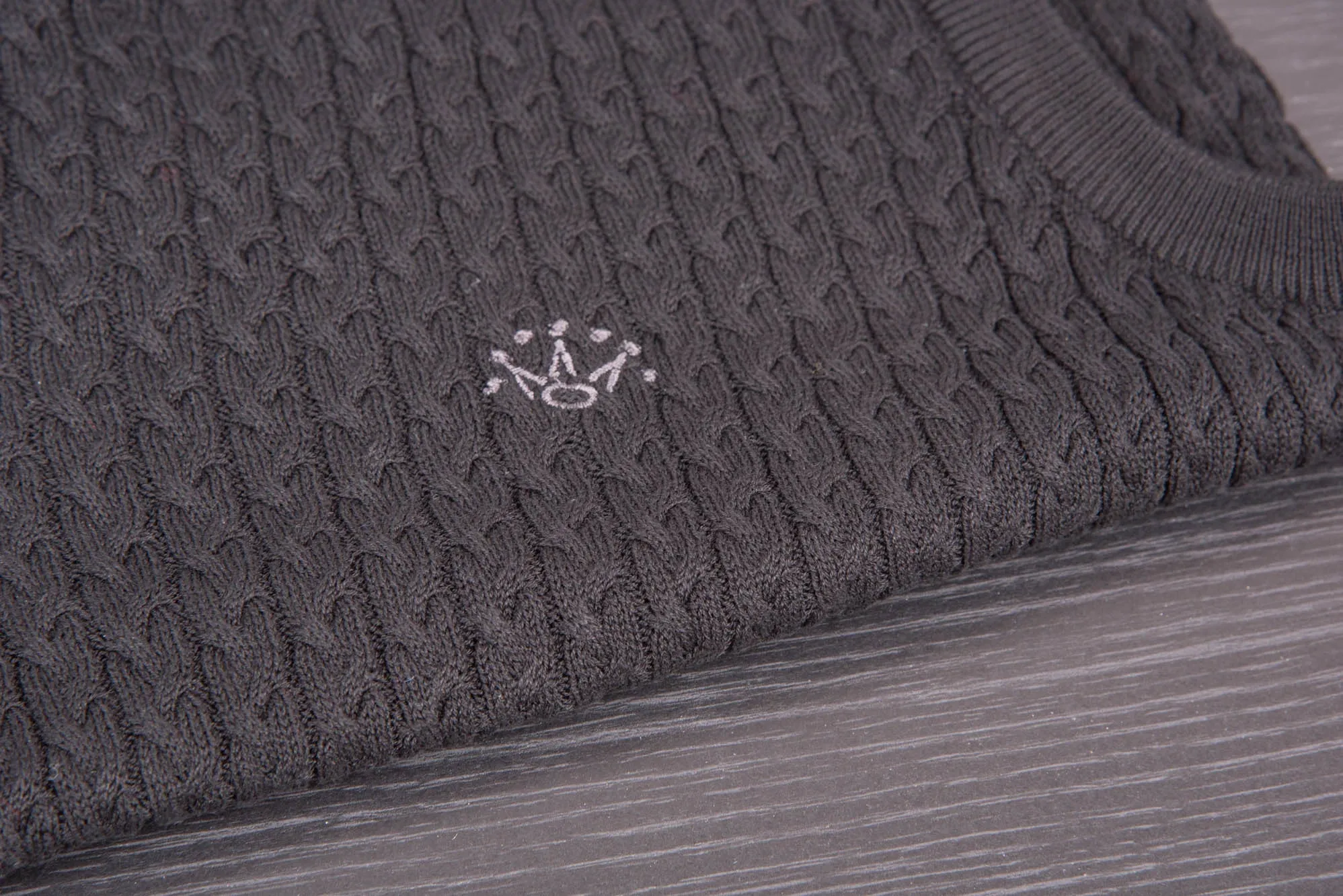 Cotton knitted sweater vest