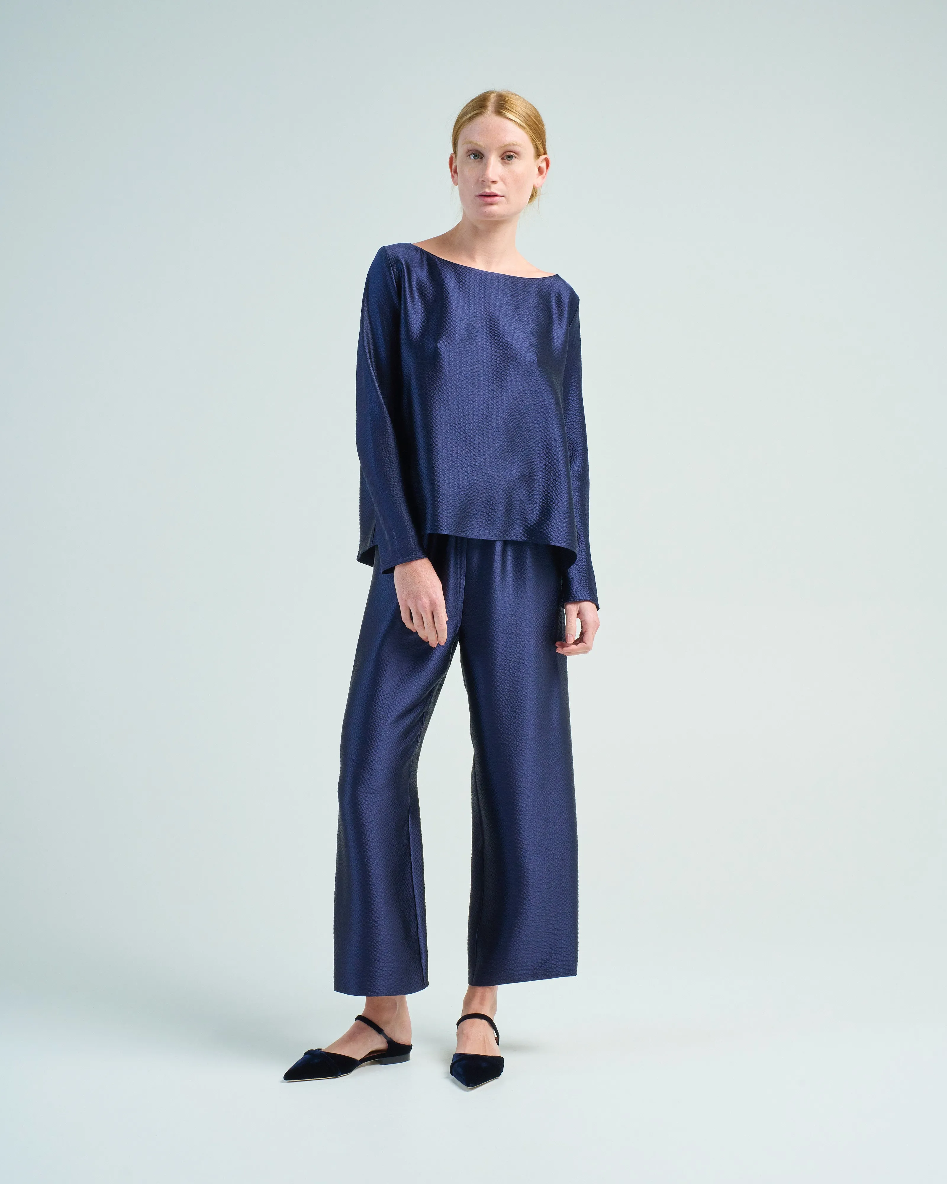 cropped pull on pant hammered silk