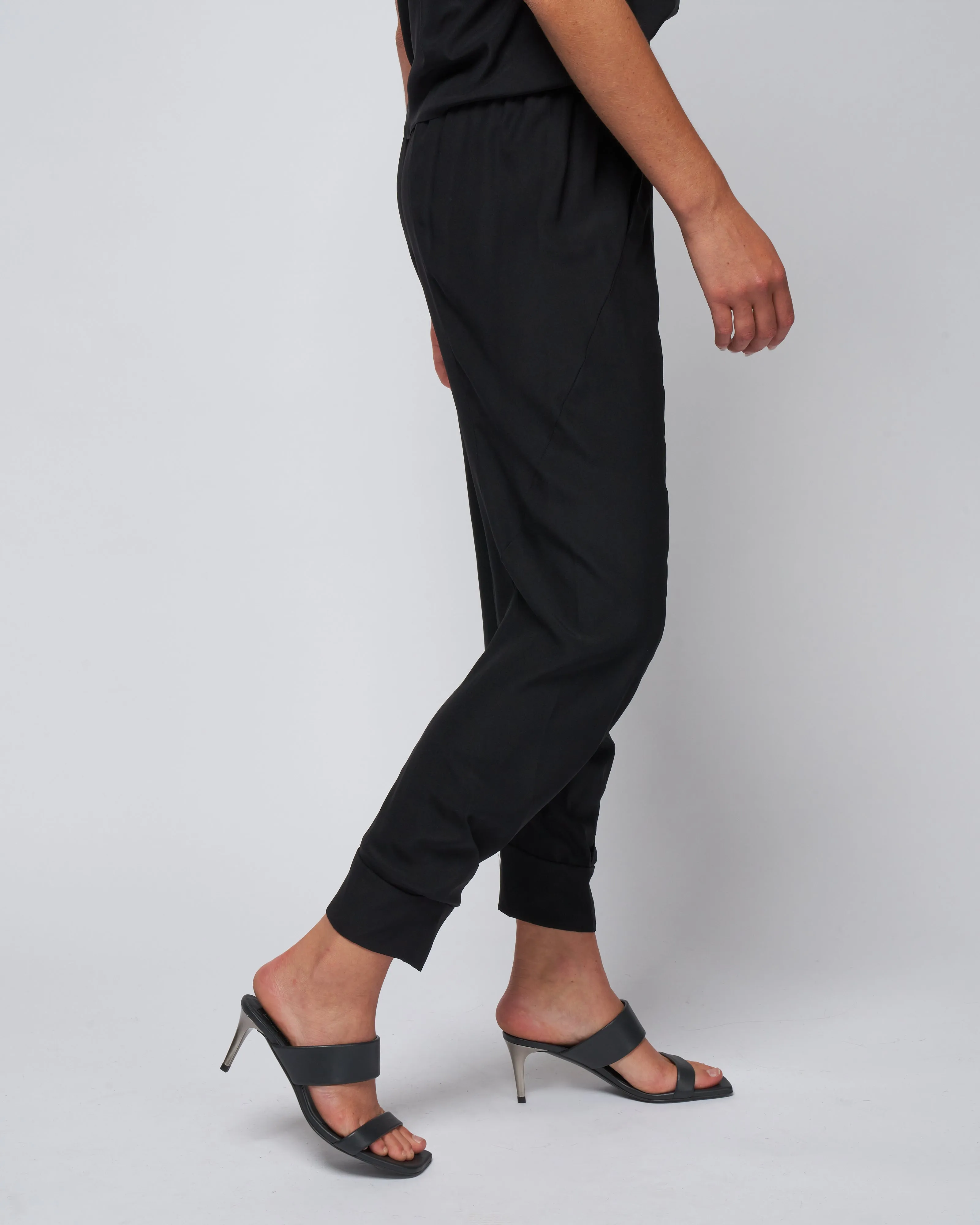 cuff akeo pant - black