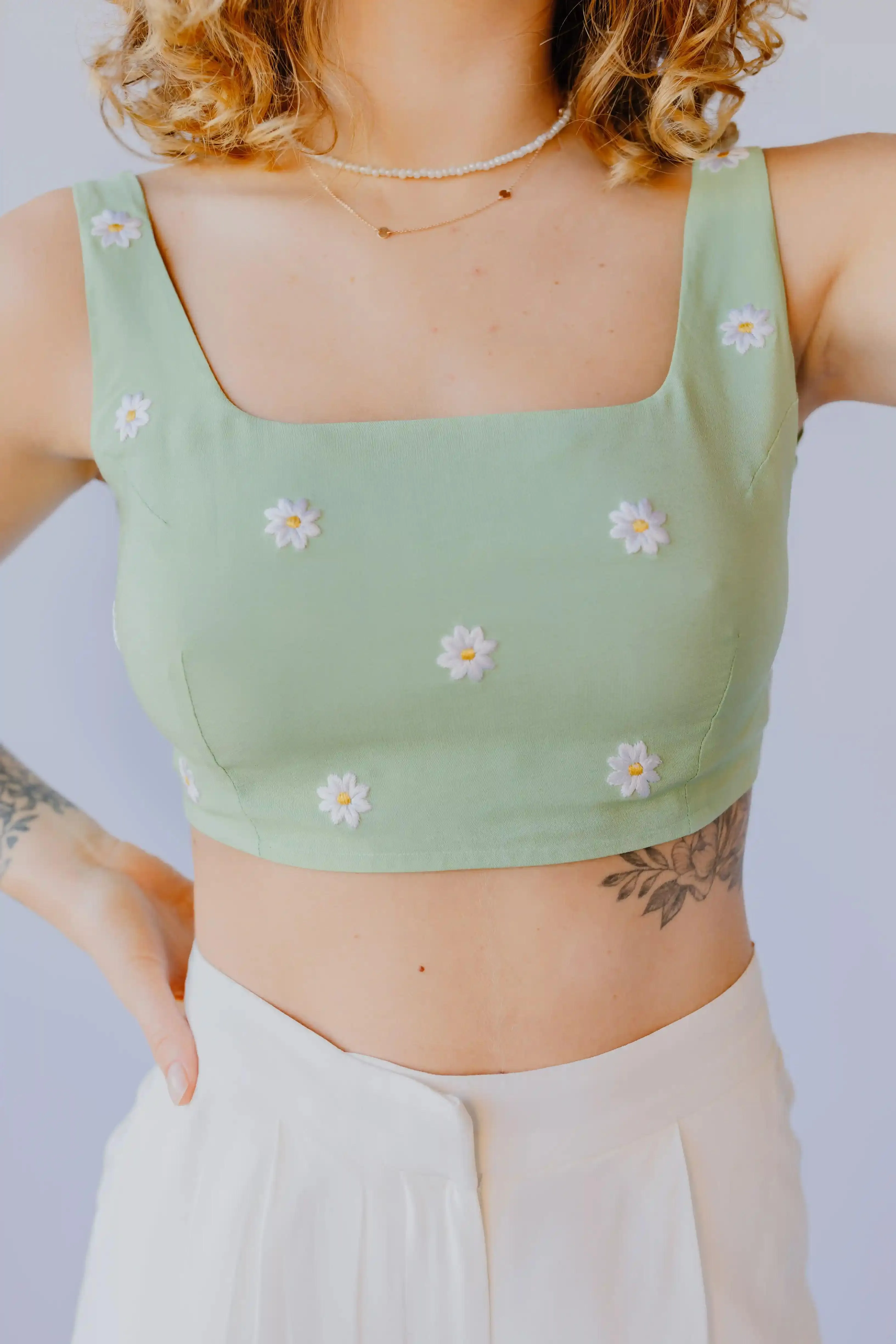 Daisy embroidered tank top