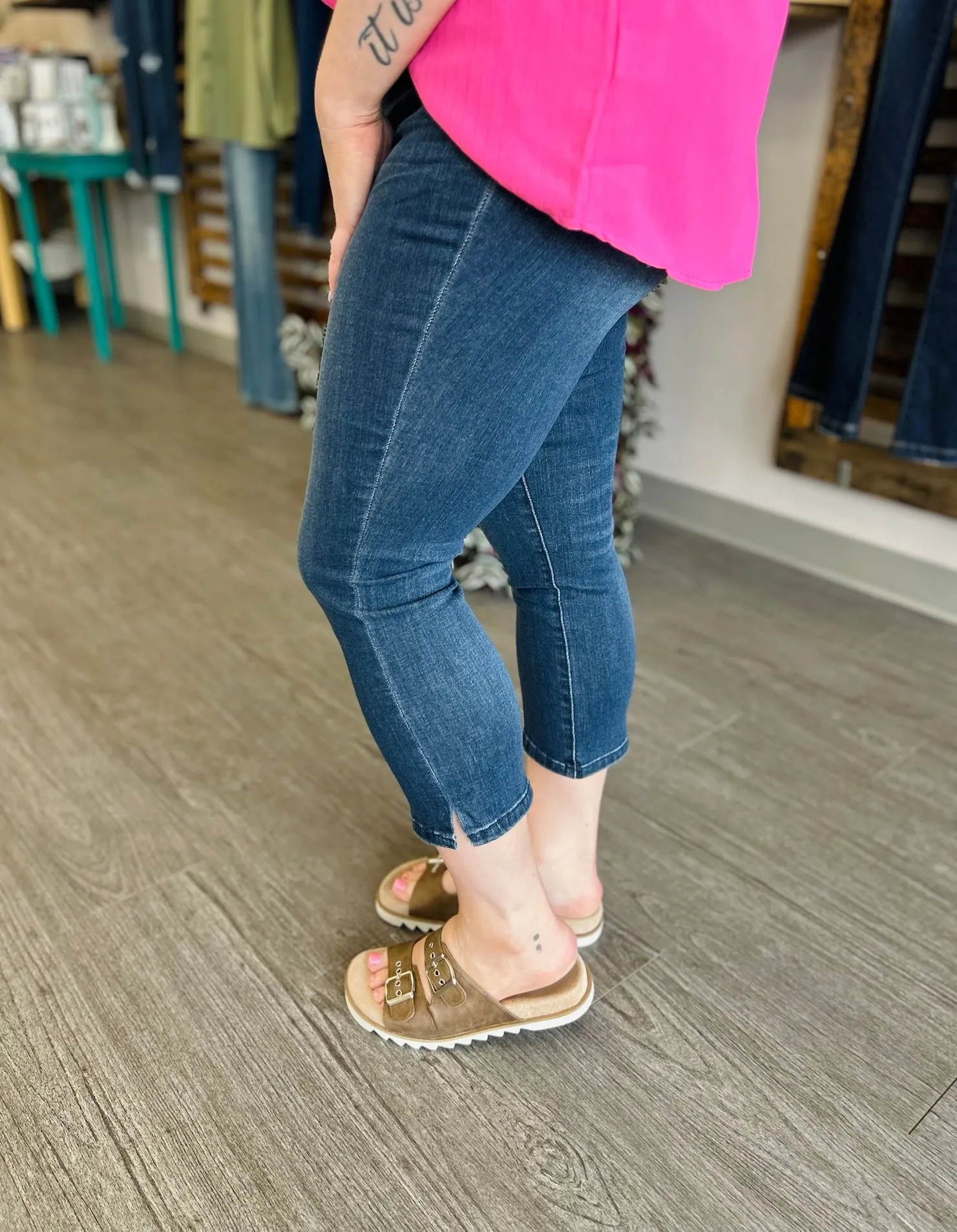 Dark Wash Capri with Side Slit