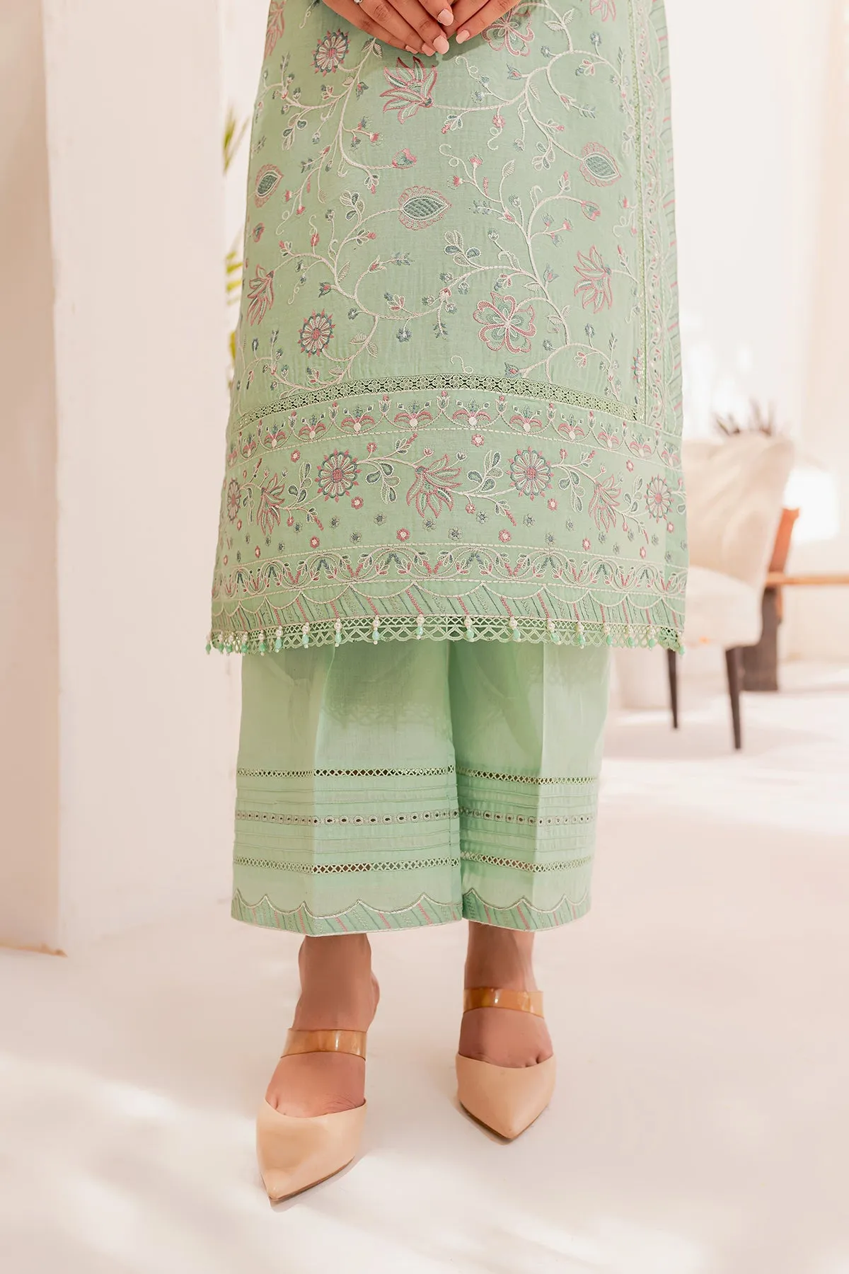 Eden Bloom| Farasha Mehak Festive Lawn SS 23 | Unstitched Embroidered Collection