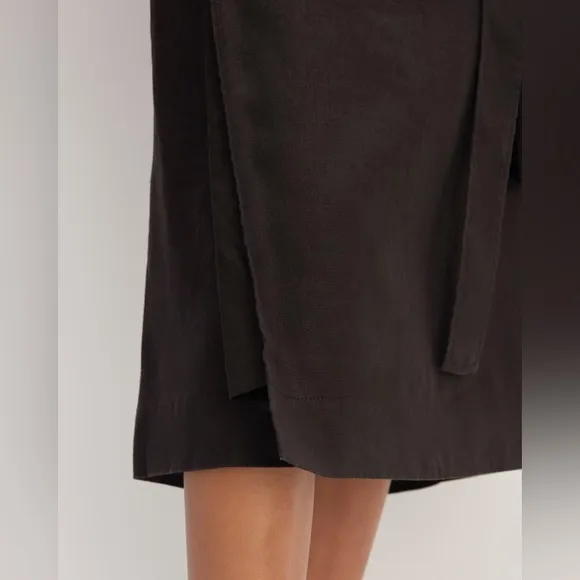 Everlane linen wrap skirt black 4