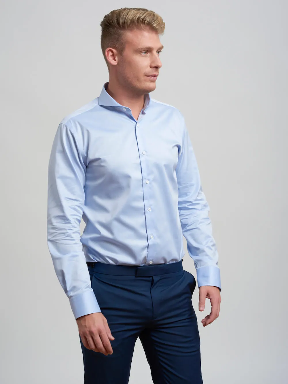 Extreme Cutaway Light Blue Non-Iron Premium Shirt