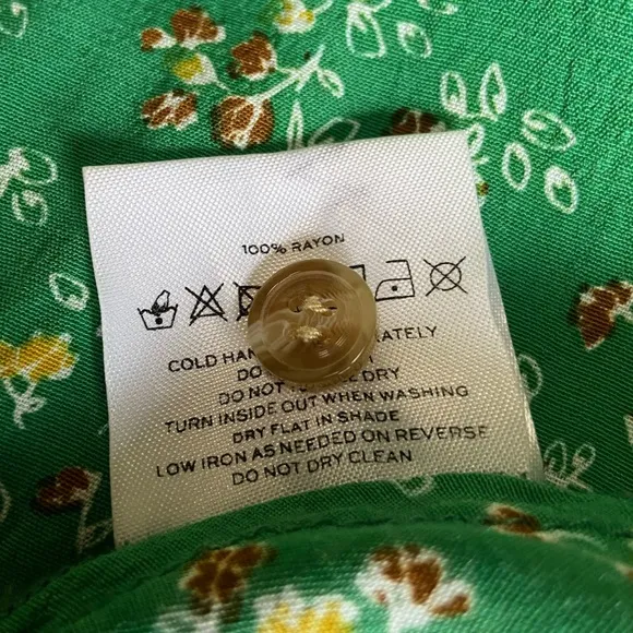 FAITHFULL The Brand Margot Cap Estel Ditsy Floral Dress Sz M 6 Kelly Green