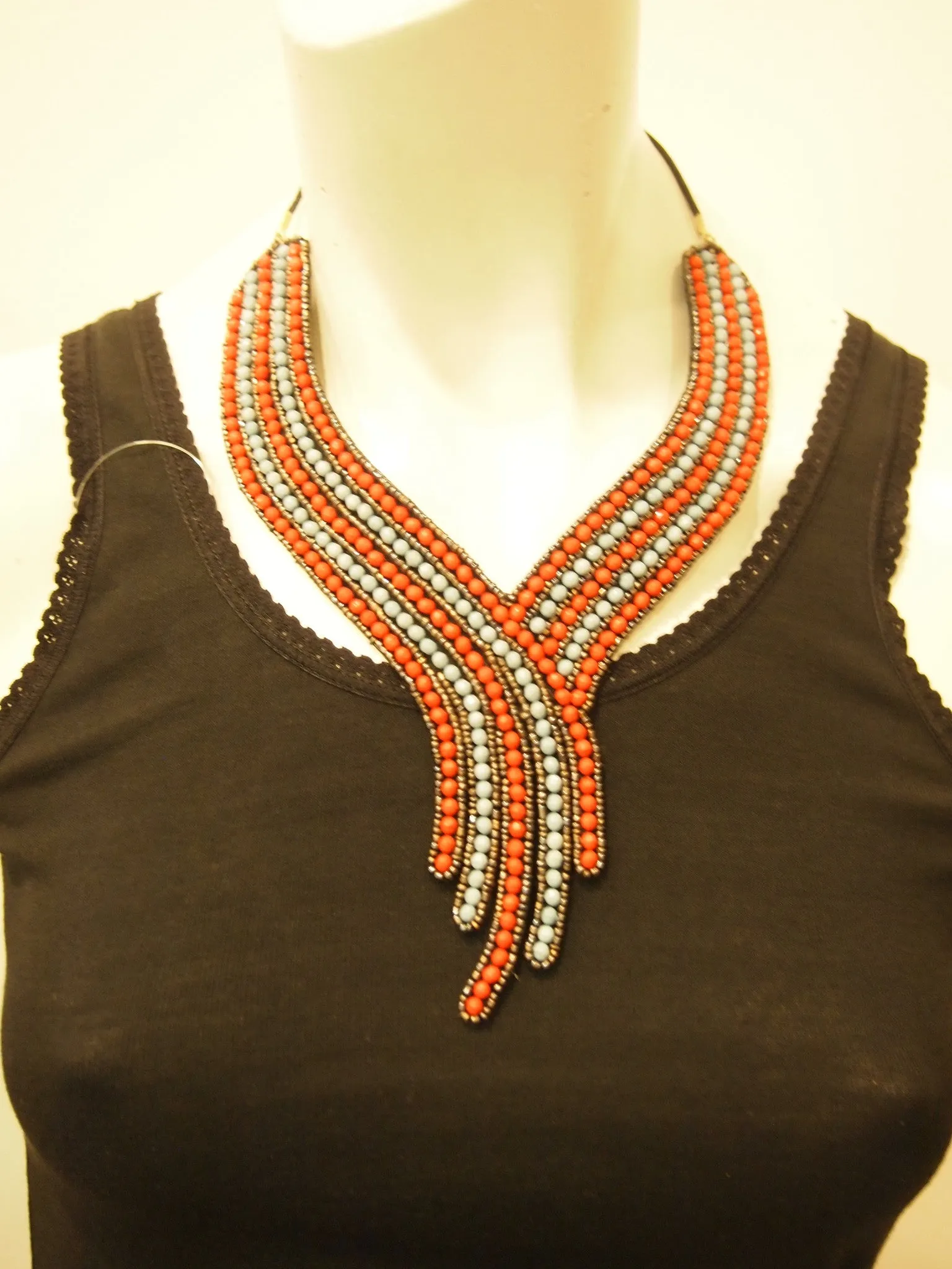 Handbeaded Necklace Red Stream