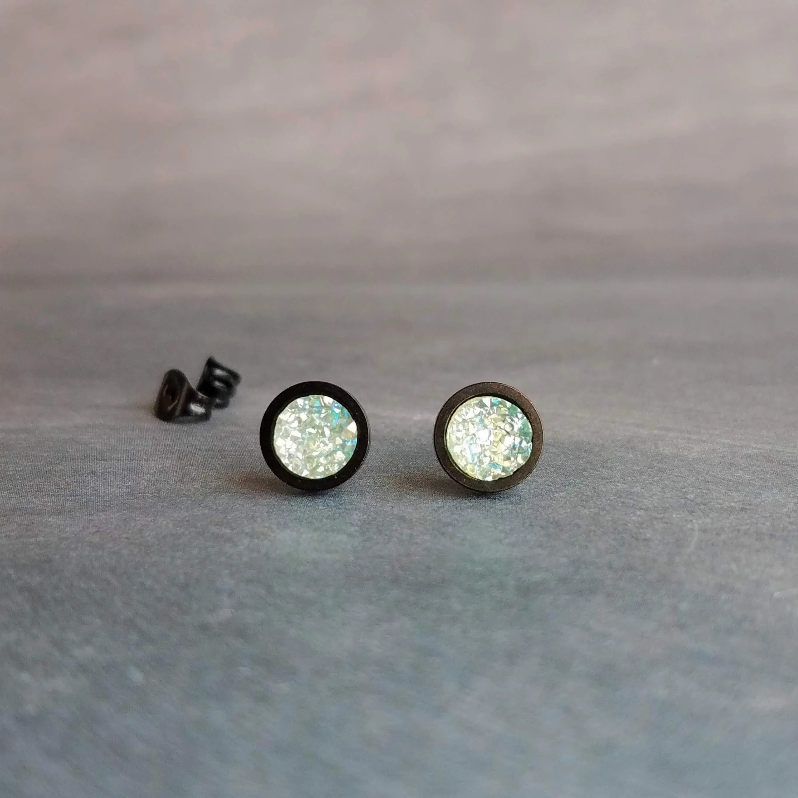 Ice Mint Blue Black Stud Earrings, ice blue earring, Alice blue earrings, matte black earring, small druzy earrings, jagged round stone pale
