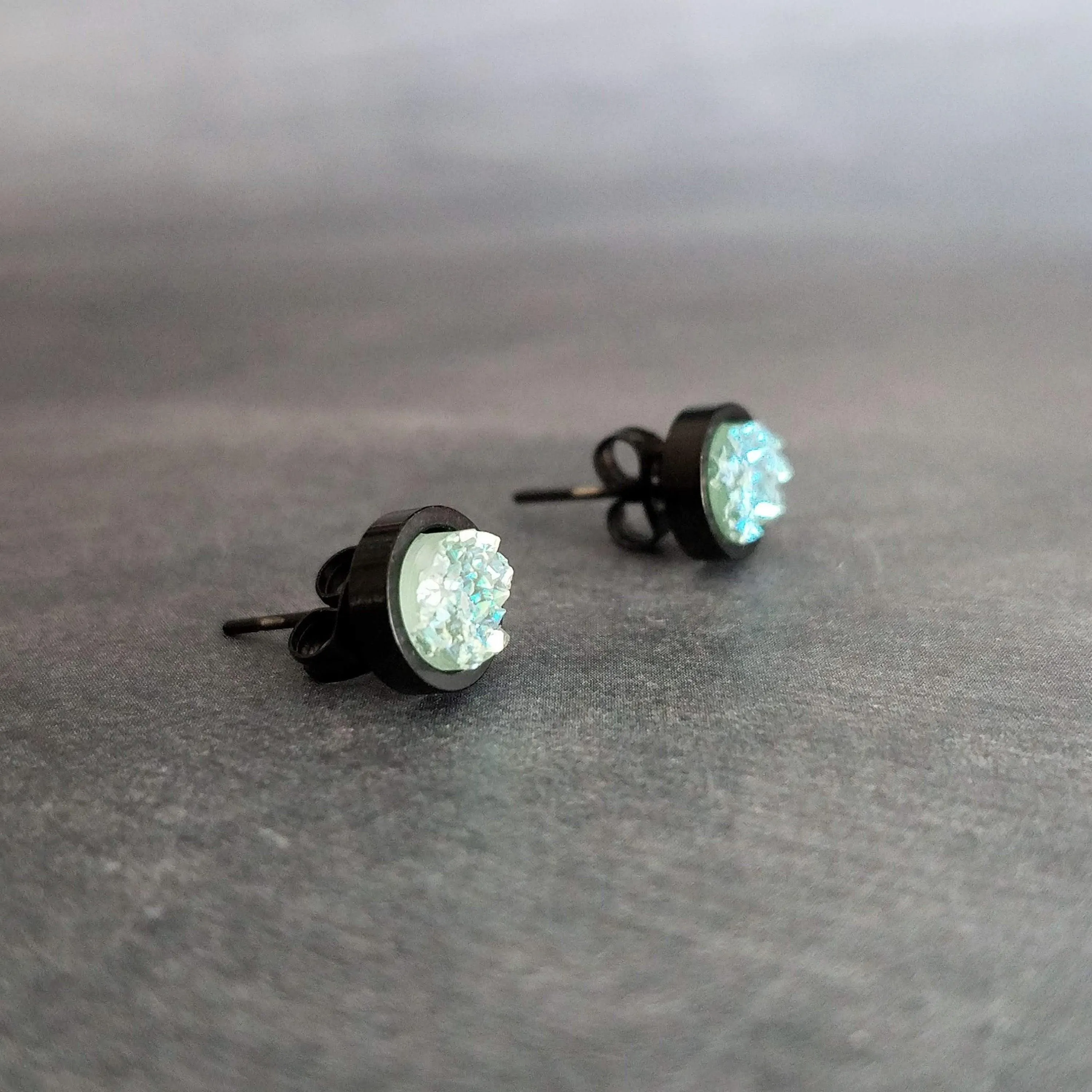 Ice Mint Blue Black Stud Earrings, ice blue earring, Alice blue earrings, matte black earring, small druzy earrings, jagged round stone pale