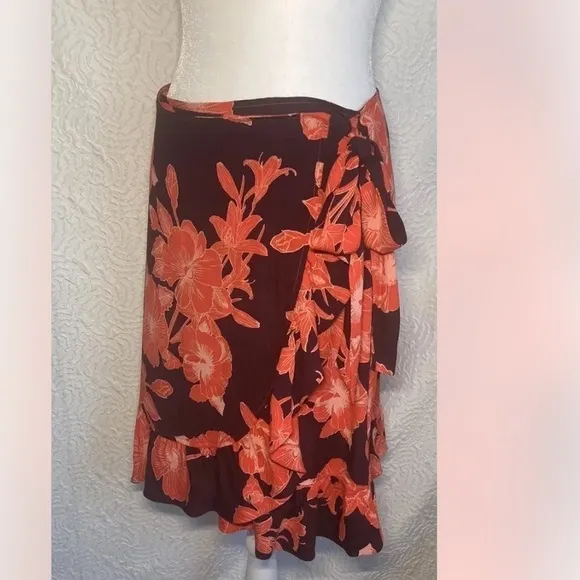 ICHI Japan Red Hawaiian Tropical Flowers Ruffle Edge Wrap Over Short Skirt Small