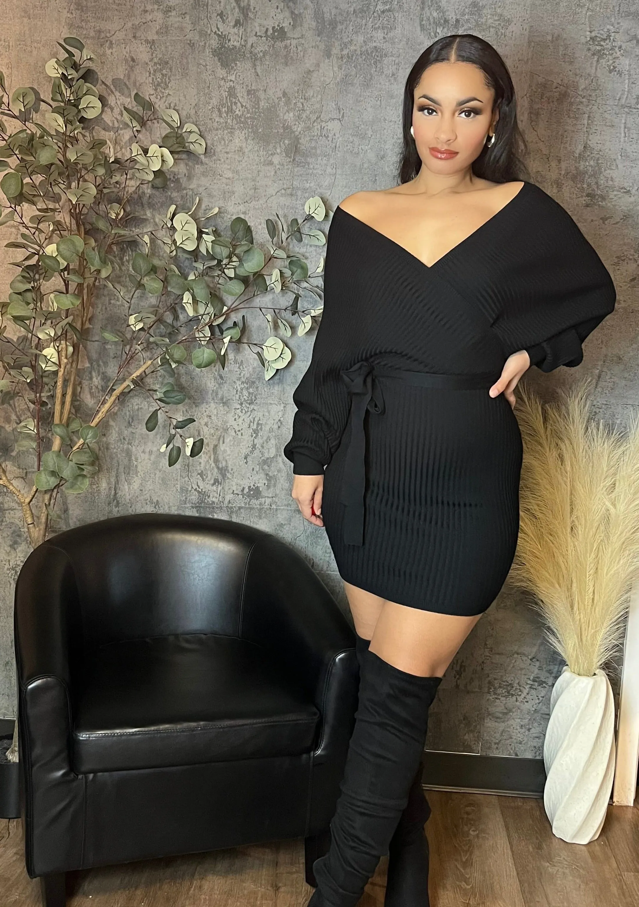 Knit Sweater Mini Dress (Black)