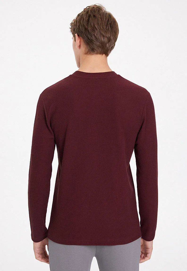 Koyu Kırmızı Henley Yaka Pamuklu Regular Fit Waffle Kumaş Uzun Kollu Erkek T-Shirt ESSENTIALS LONG SLEEVE HENLEY