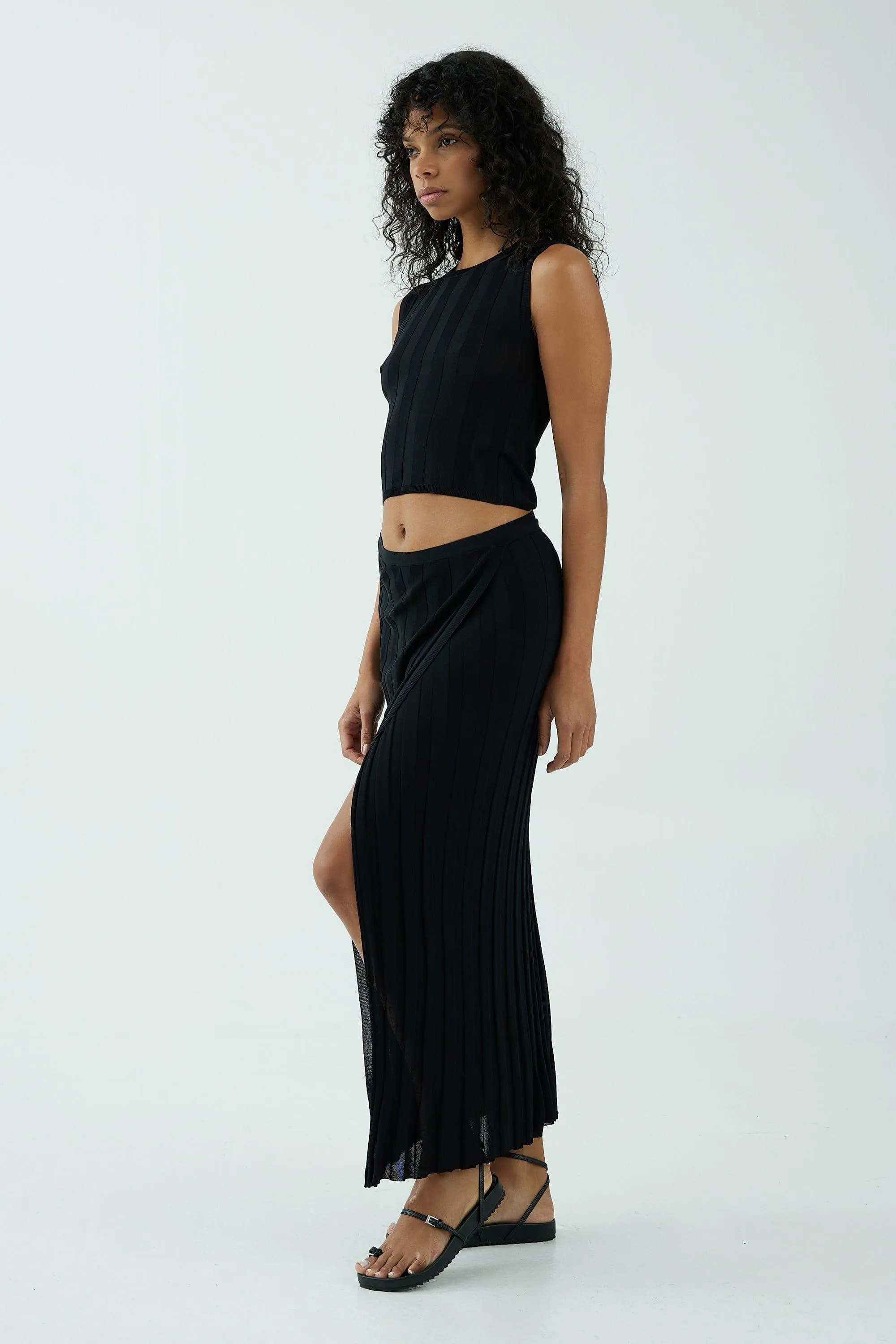 LIAISON KNIT WRAP SKIRT | BLACK