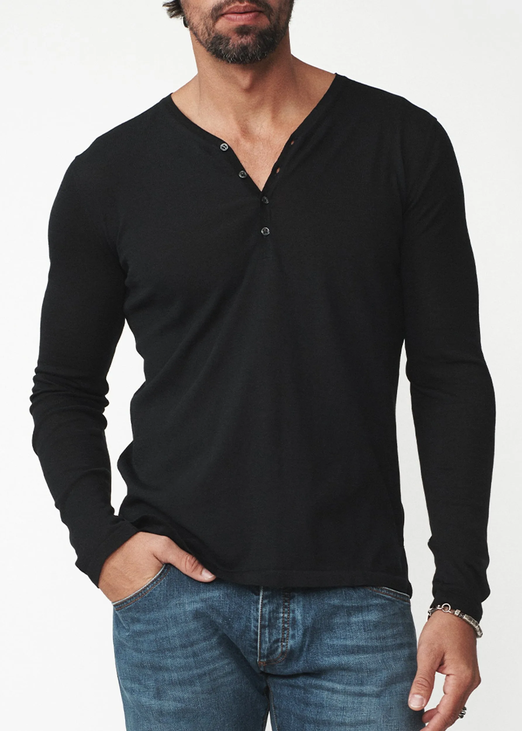 LONG-SLEEVED HENLEY