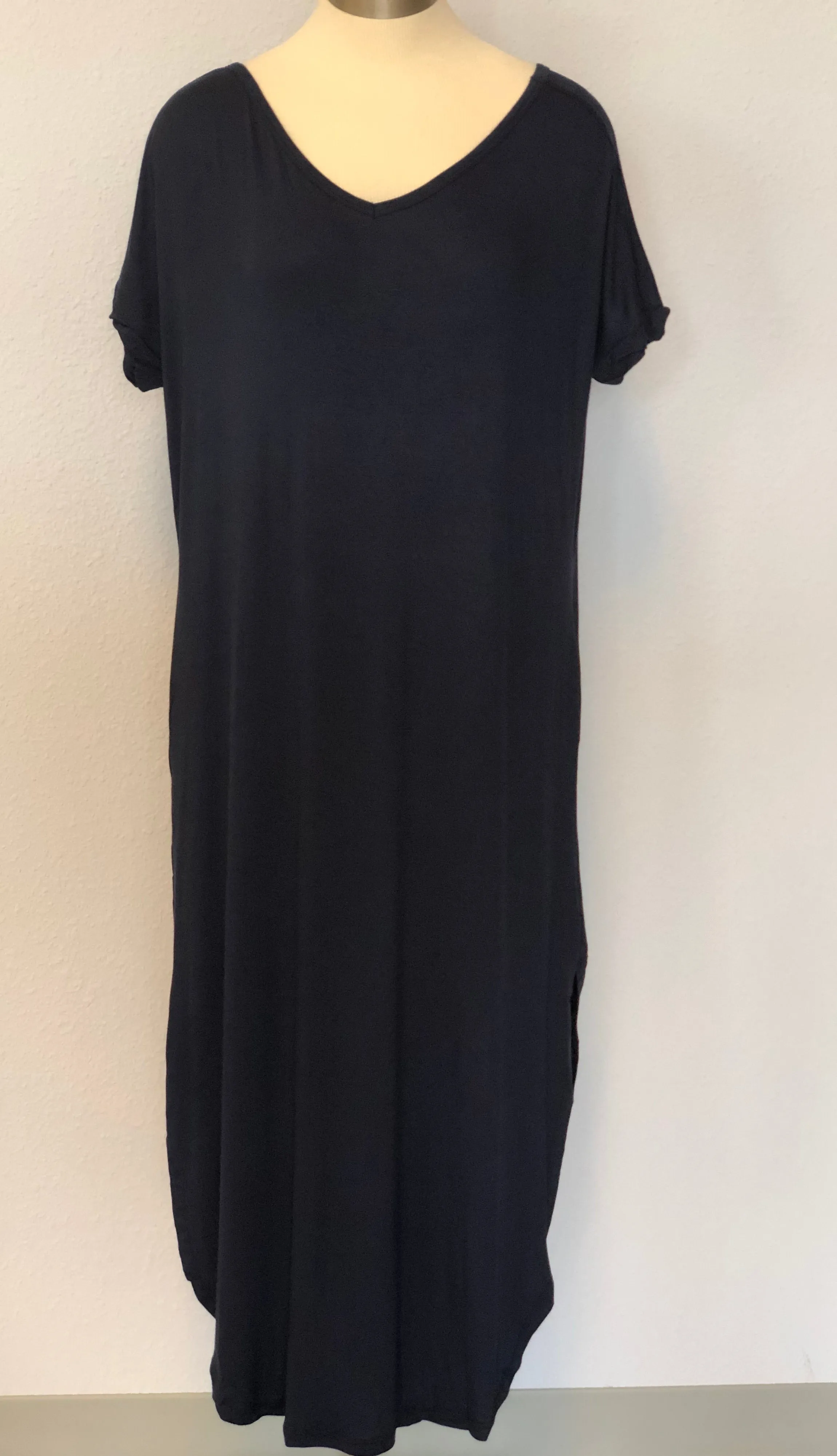 LONG T-SHIRT DRESS
