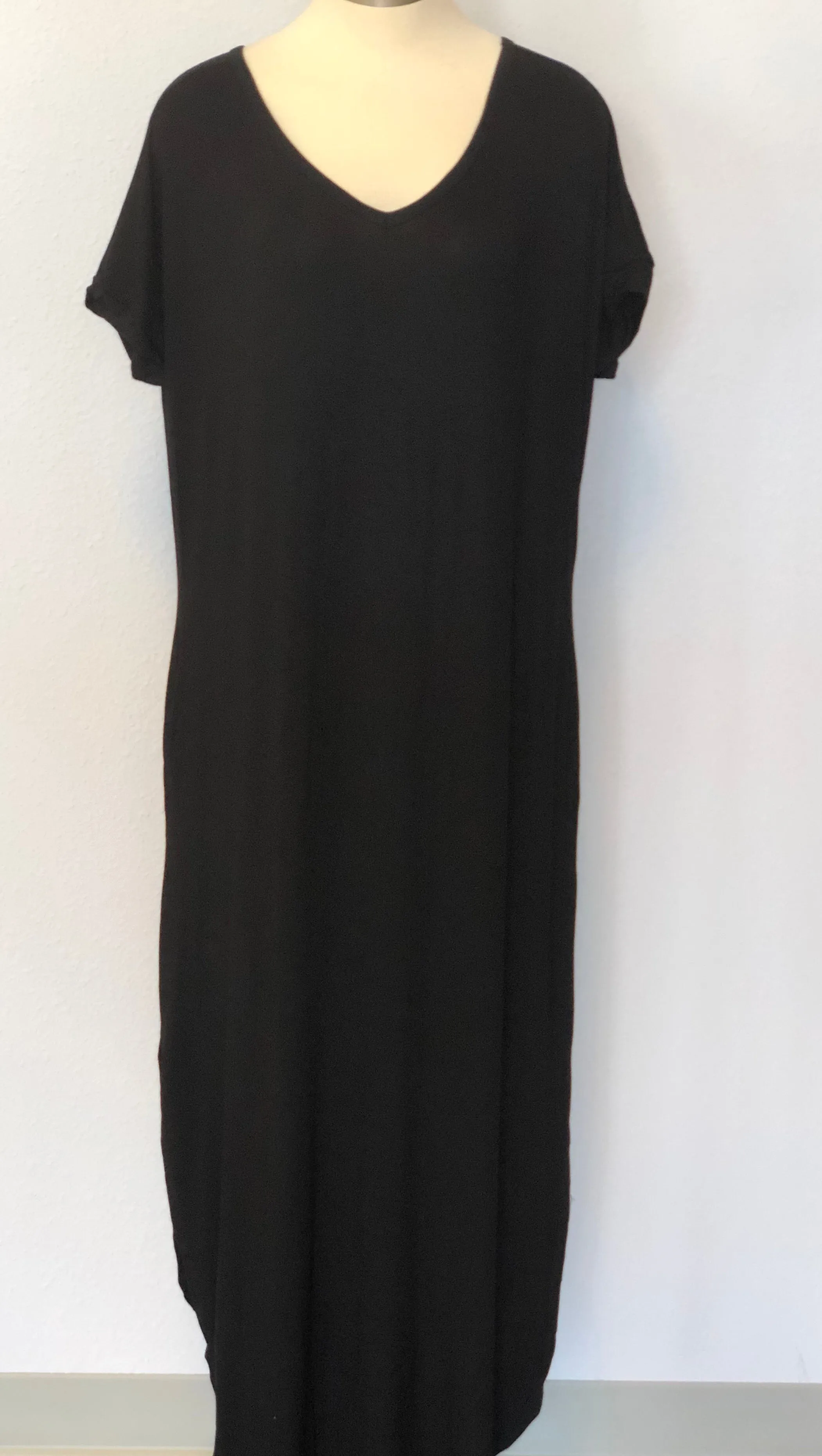 LONG T-SHIRT DRESS