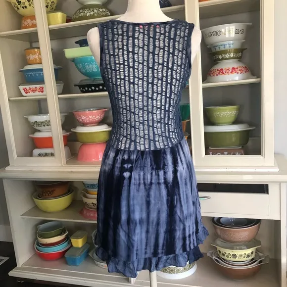 Lulumari Tie Dye Lace Blue Tunic Dress - Size Small.