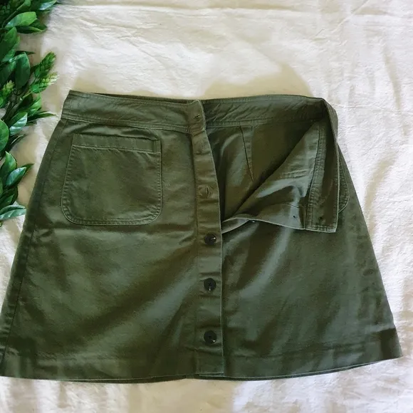 Madewell Button Front Station Mini Skirt | Size 14