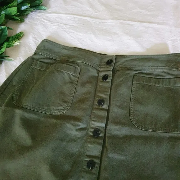 Madewell Button Front Station Mini Skirt | Size 14