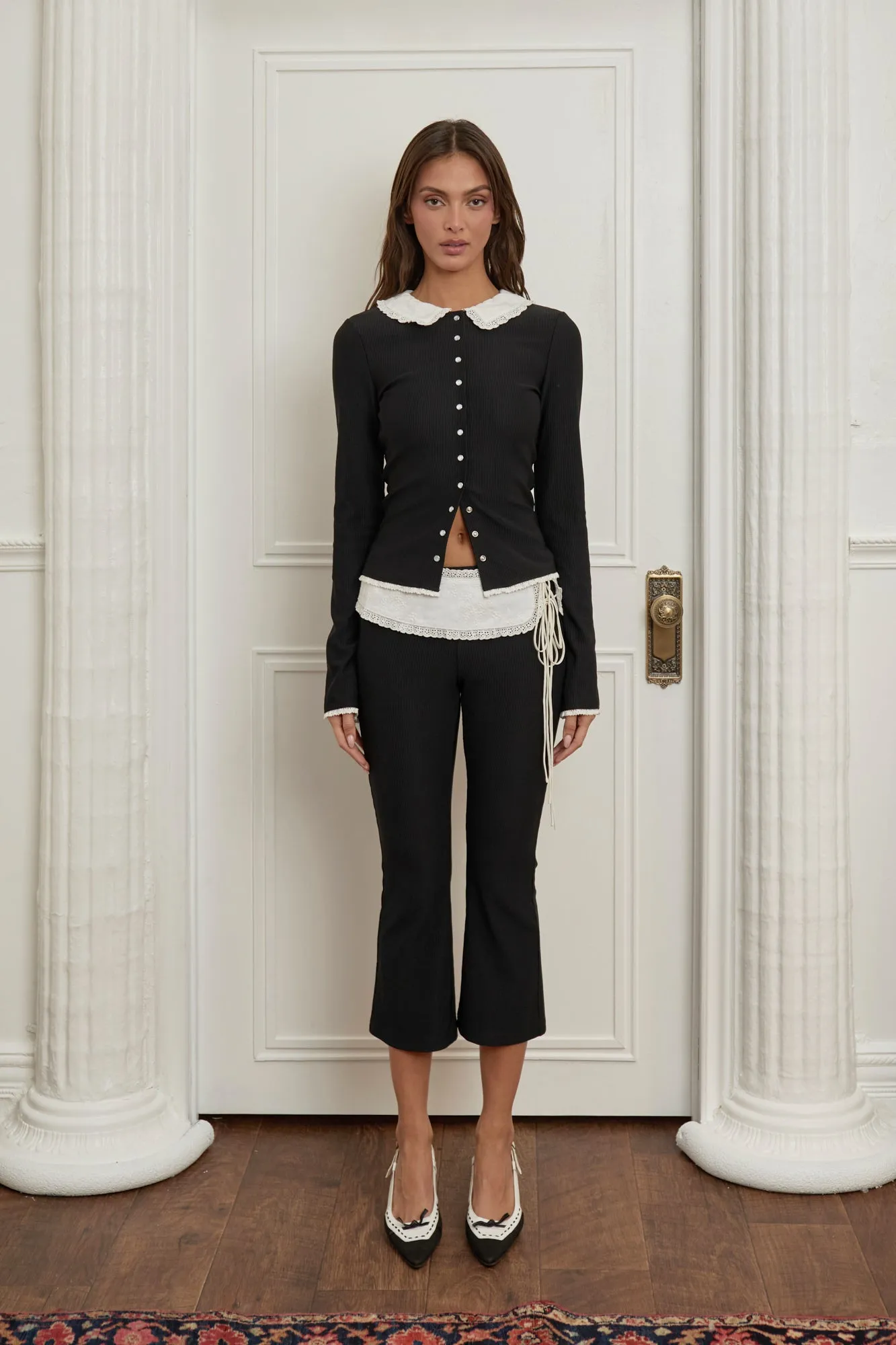 MARIE CAPRI - NOIR W/ WHITE EMBROIDERY