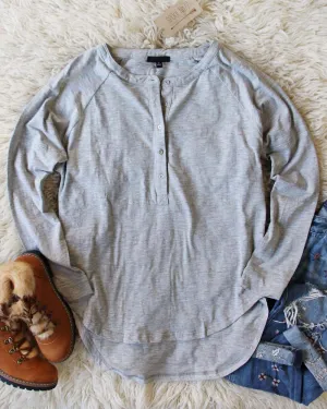 Mineral Wash Henley in Gray