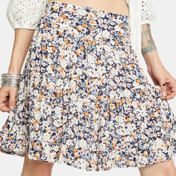 MINKPINK Flowy Floral Ruffled Mini Skirt Sz M