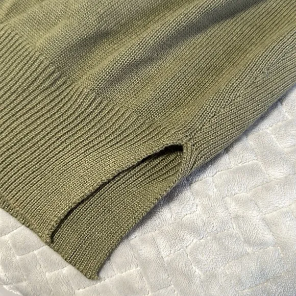 MIOU MUSE SMILE SWEATER - OLIVE-SIZE S