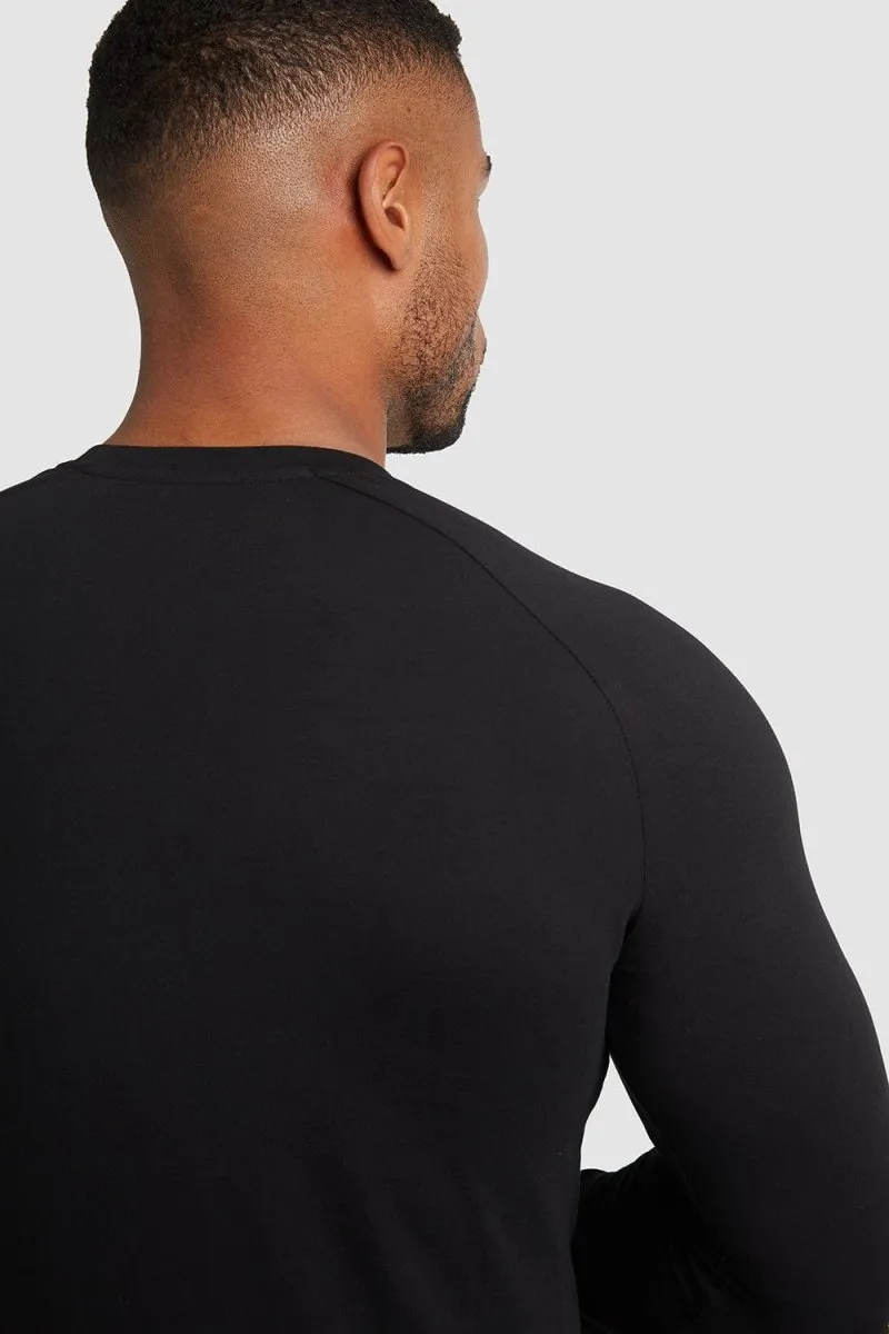 Muscle Fit T-Shirt in Black