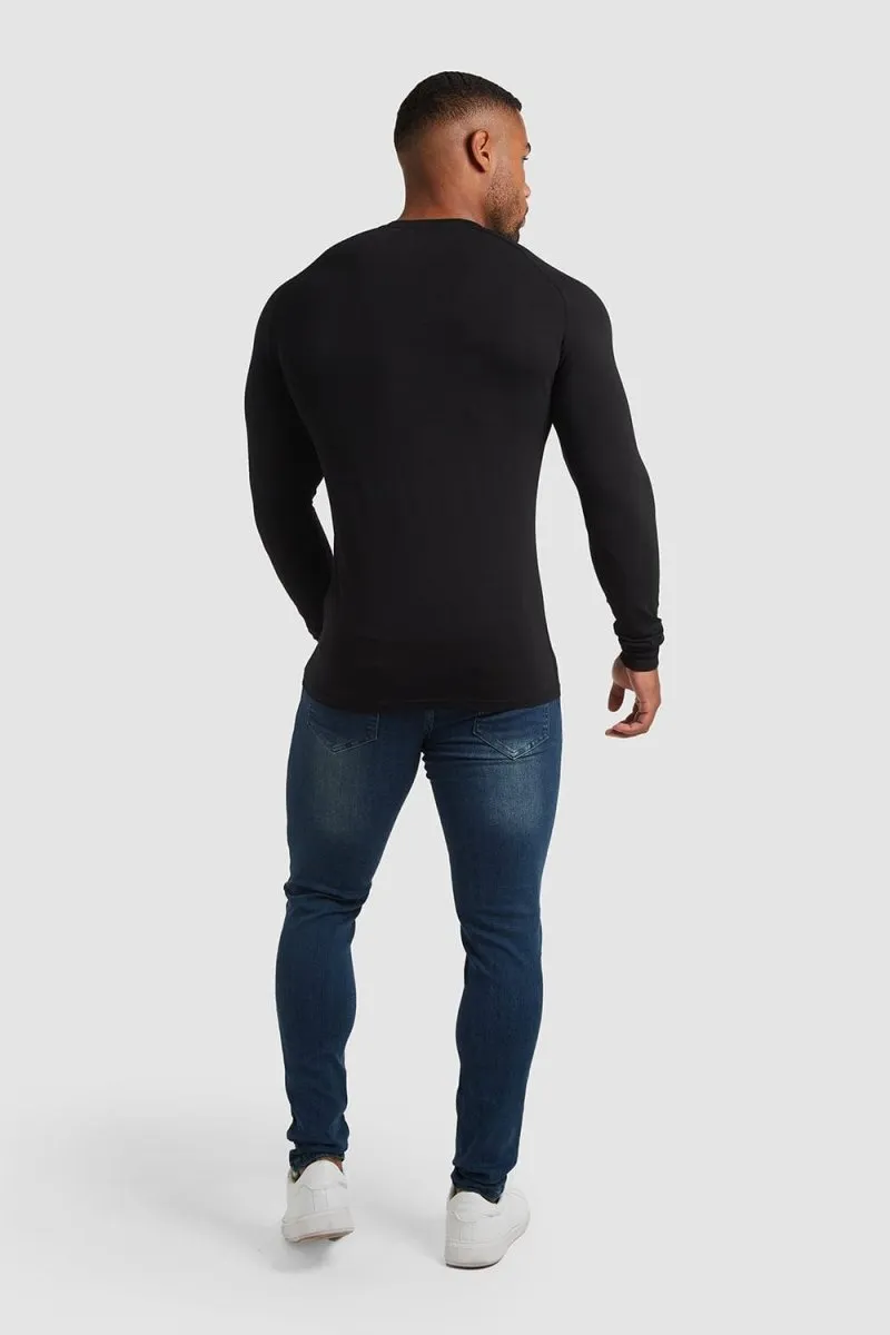 Muscle Fit T-Shirt in Black