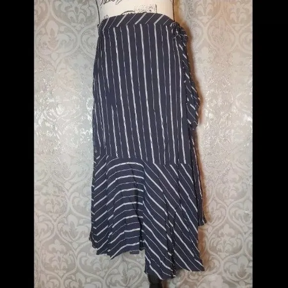 New Joie Lundyn Asymmetrical Stiped Midnight Navy Blue White Wrap Skirt Size 4