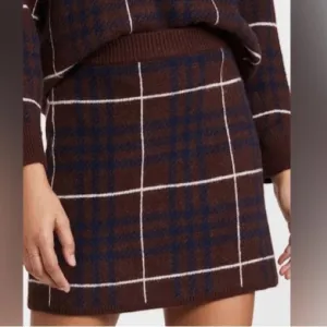 NWOT En Saison Plaid Sweater Knit Mini Skirt In Brown Multi Size Medium.