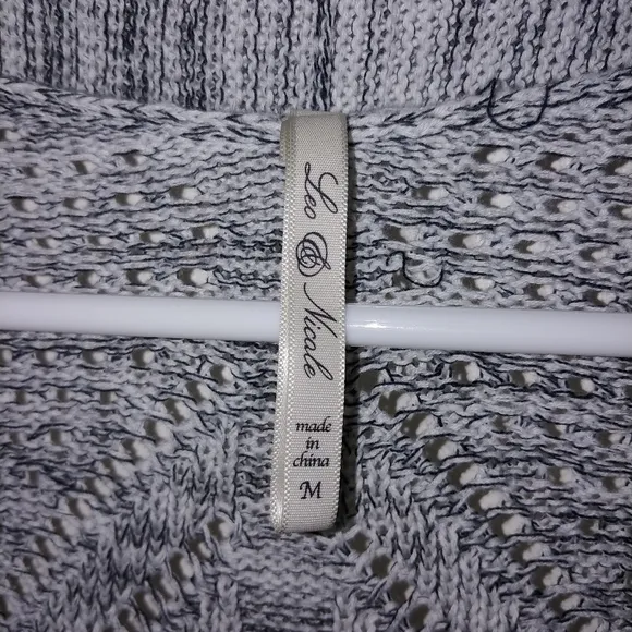 NWOT Leo &amp; Nicole Loose Knit Sweater