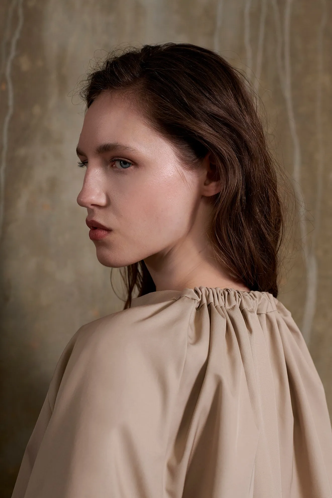 Painter's Shirt in Khaki Cotton Suiting