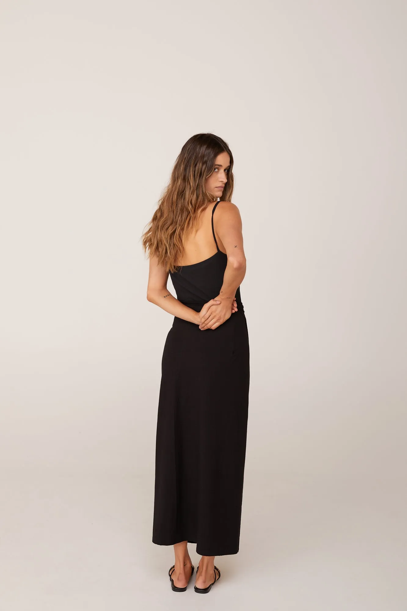 PALOMA MIDI WRAP SKIRT - BLACK
